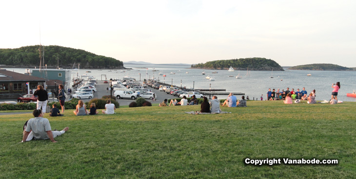 picture in agamont park waiting for the sun to go down in bar harbor maine
