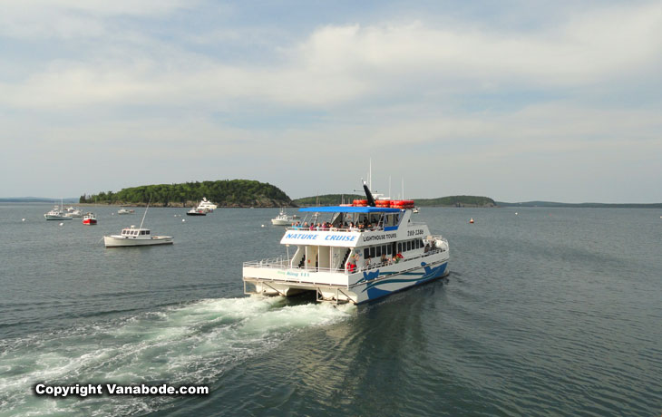 cruise ships for tourists in bar harbor maine