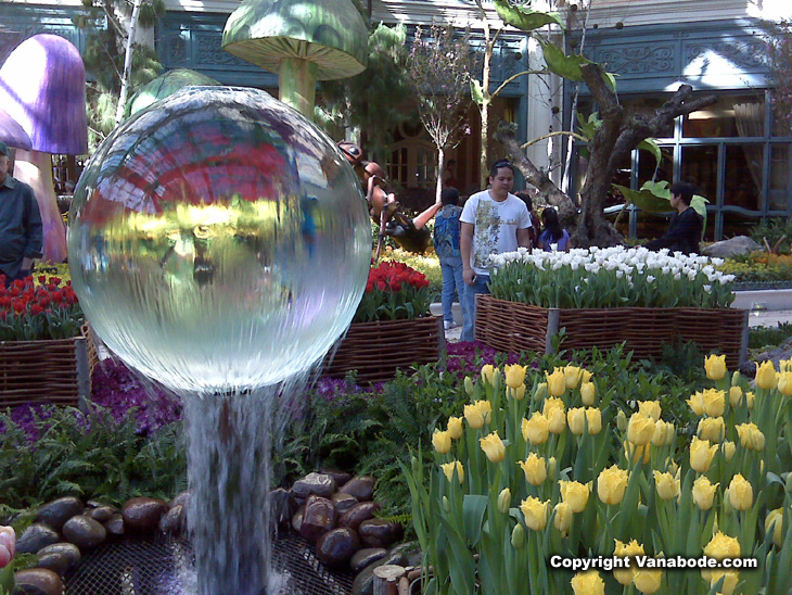 free bellagio conservatory las vegas