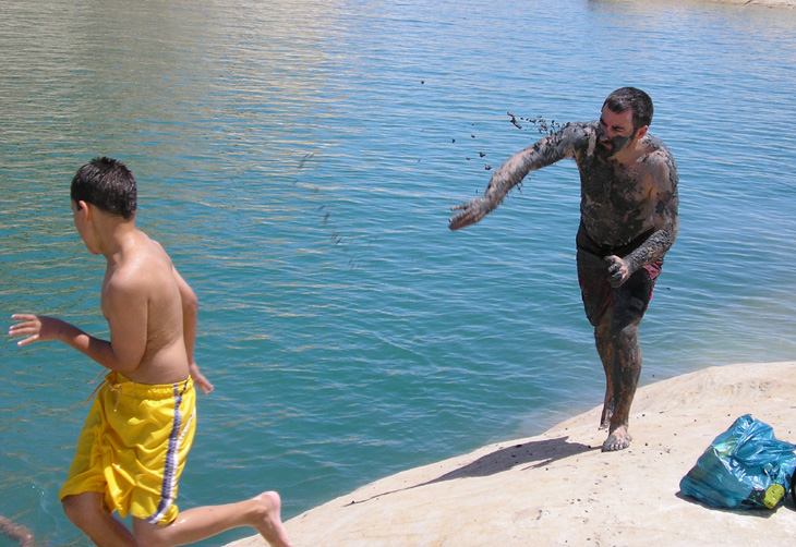 picture of ben and jason having fun at lake powell