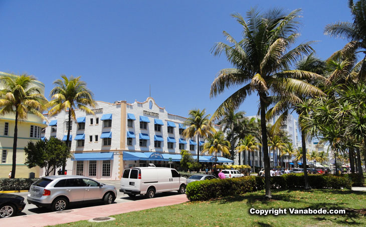 parking on ocean drive in miami south beach picture