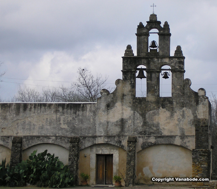 mission capistrano picture