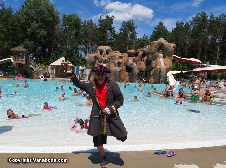jason odom pool pirate at moose hillock
