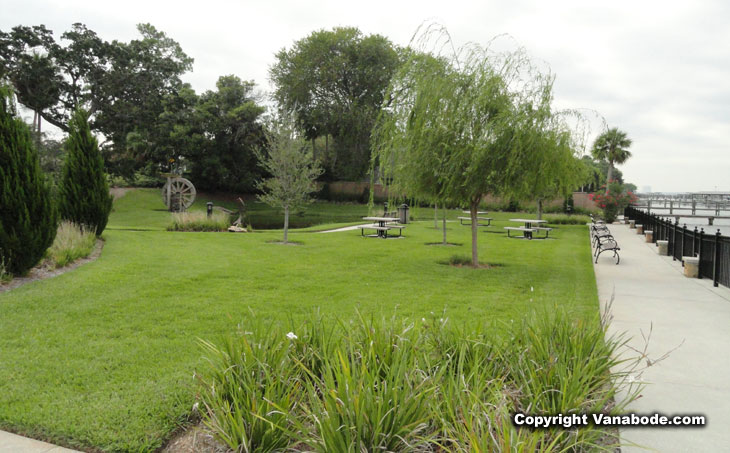 the casements park in ormond beach picture