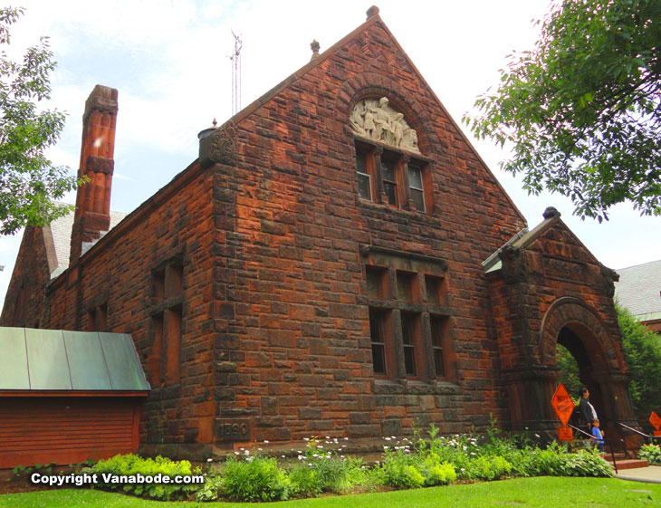 vermont architecture church